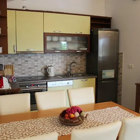 Апартаменты Blossom Apartman Peljeska *