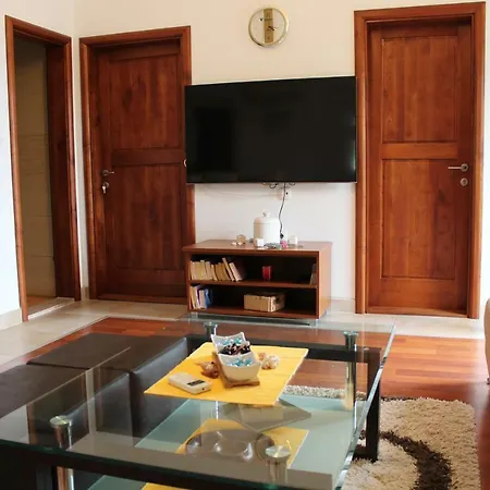 Blossom Apartman Peljeska * Дуба