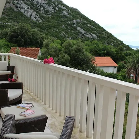 Blossom Apartman Peljeska Duba